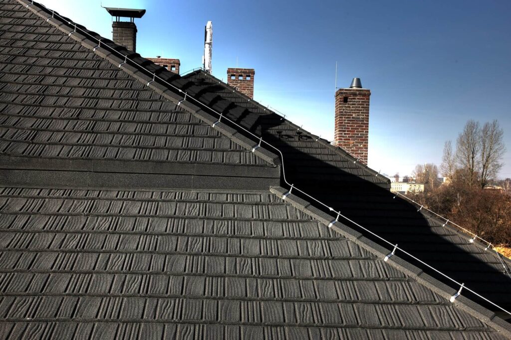 Metal Tile Roof-Quality Metal Roofing Crew of St. PetersburG