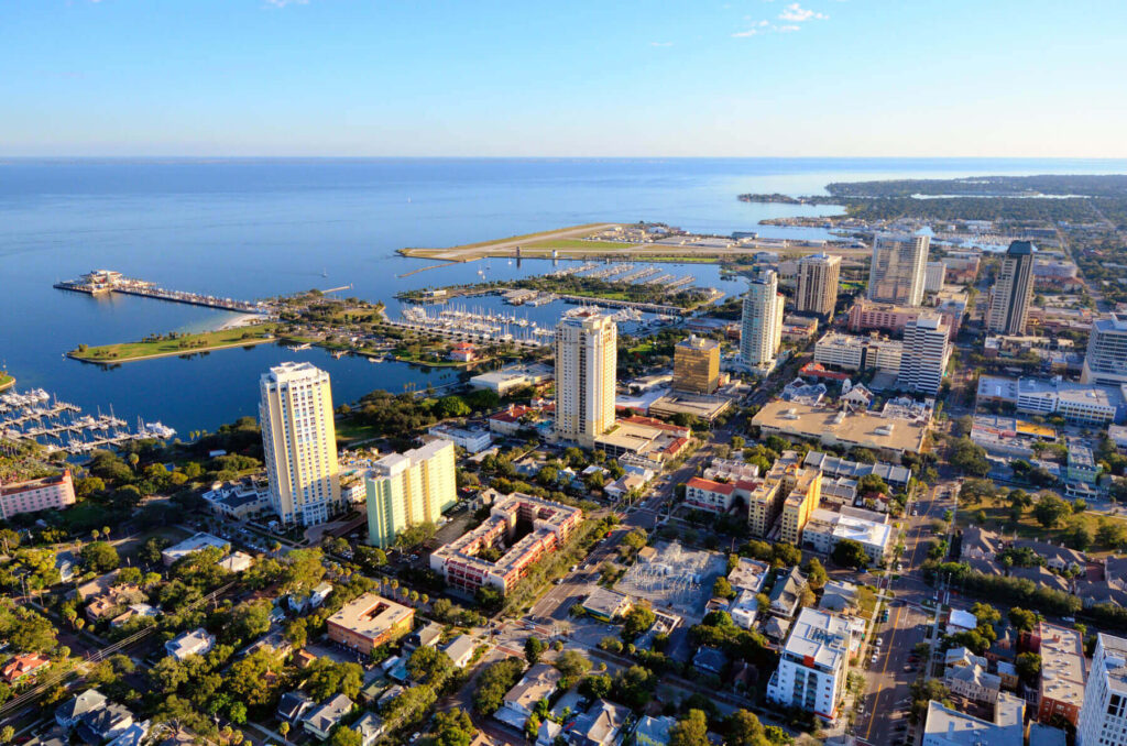 Pinellas County FL-Quality Metal Roofing Crew of St. Petersburg