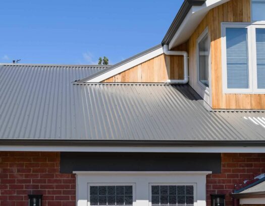 Residential Metal Roofing-Quality Metal Roofing Crew of St. Petersburg